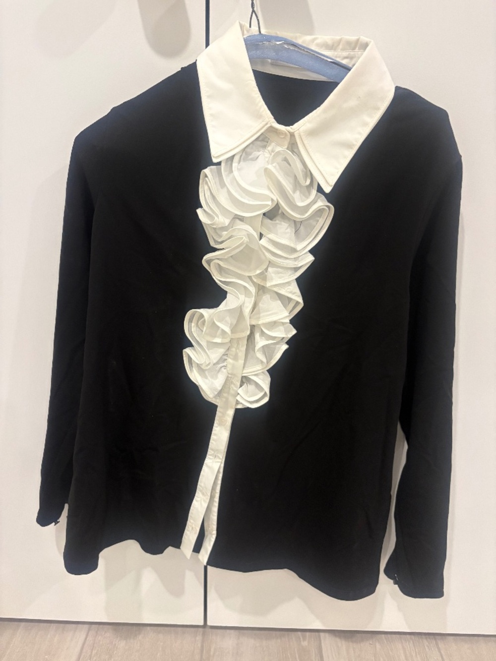 Anne Fontaine Black White Ruffle Blouse Size 46 / US 14 Cotton Stretch